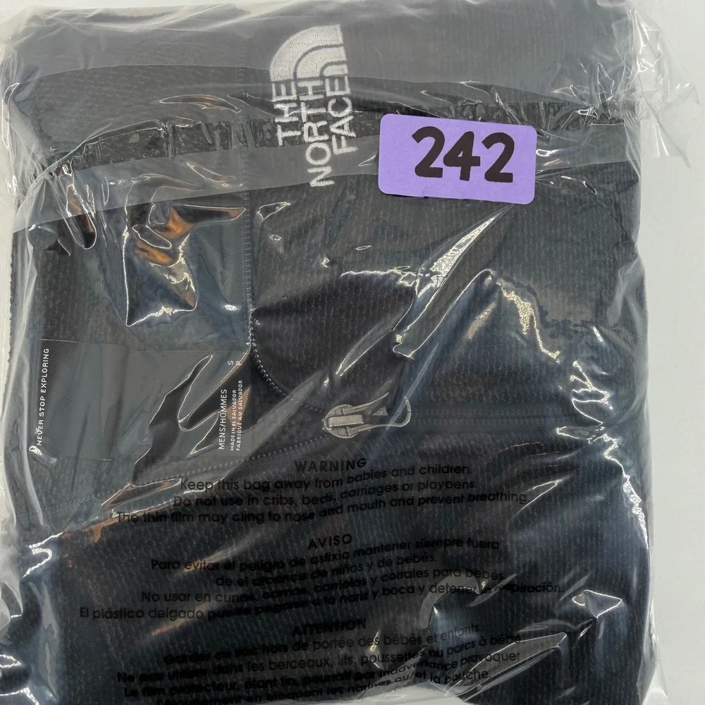 NWOT The North Face Mens Pullover textured‎ Fleece Quarter Zip Gray, Small